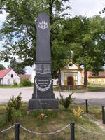 122-Hrbov,pomník