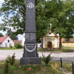 122-Hrbov,pomník